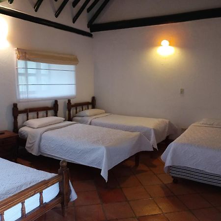 Hospederia La Roca Plaza Principal Bed & Breakfast Boyaca ภายนอก รูปภาพ