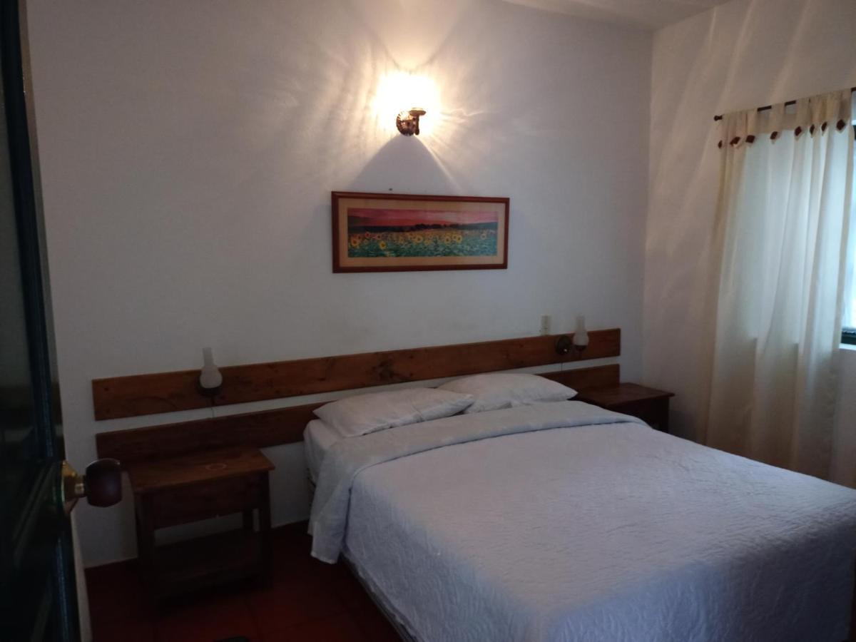 Hospederia La Roca Plaza Principal Bed & Breakfast Boyaca ภายนอก รูปภาพ