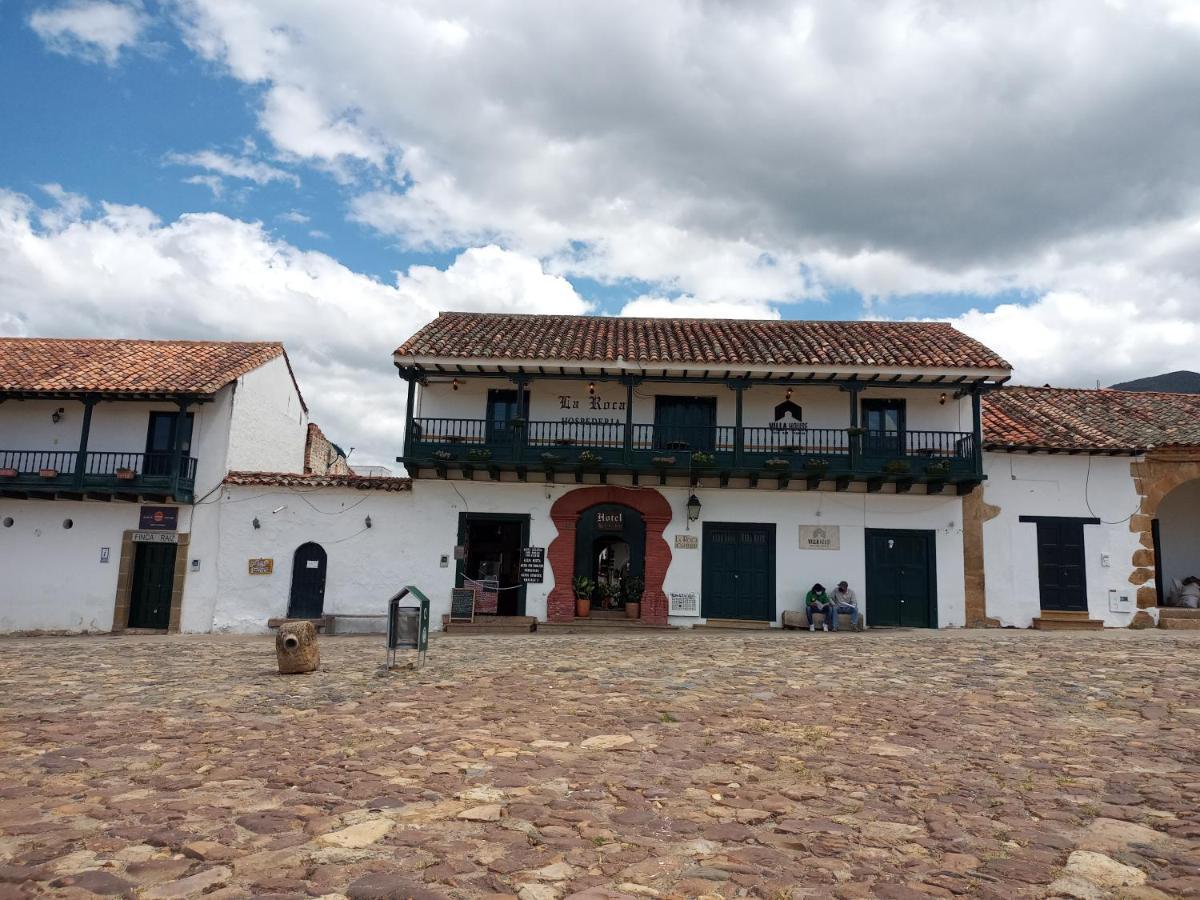 Hospederia La Roca Plaza Principal Bed & Breakfast Boyaca ภายนอก รูปภาพ