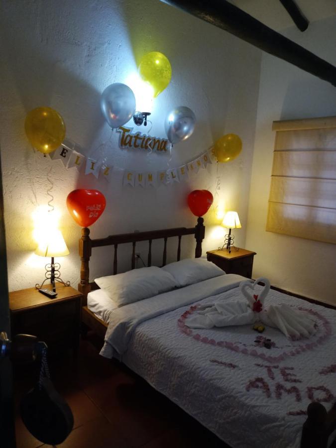 Hospederia La Roca Plaza Principal Bed & Breakfast Boyaca ภายนอก รูปภาพ